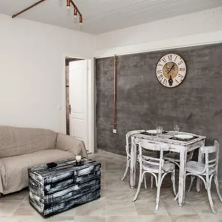 Vintage House *